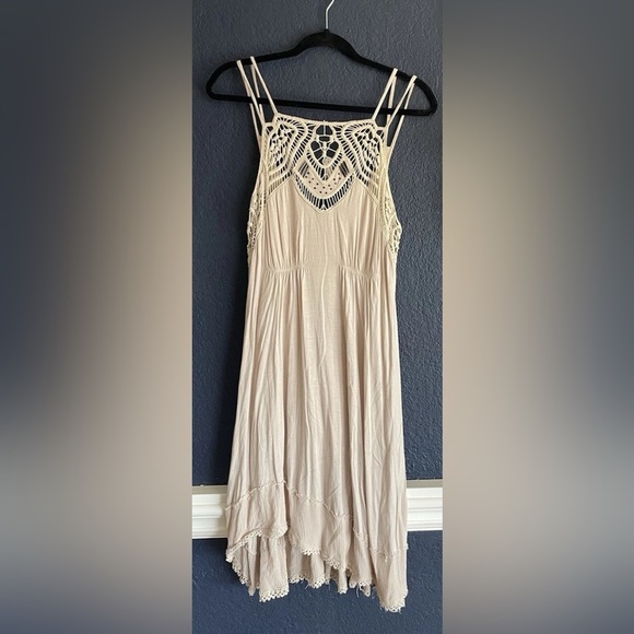 Free People Sand Beige Midi Crocheted Lace Dress Size Medium - Picture 2 of 6